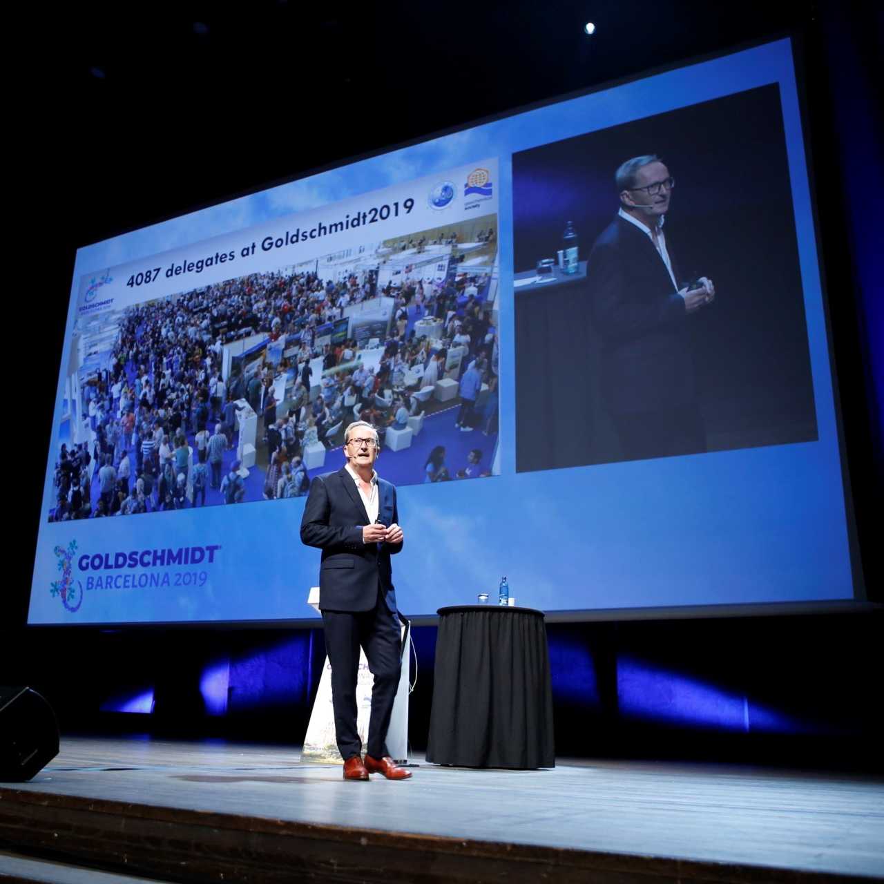 Enlarged view: Derek Vance addressing the closing plenary in Barcelona.